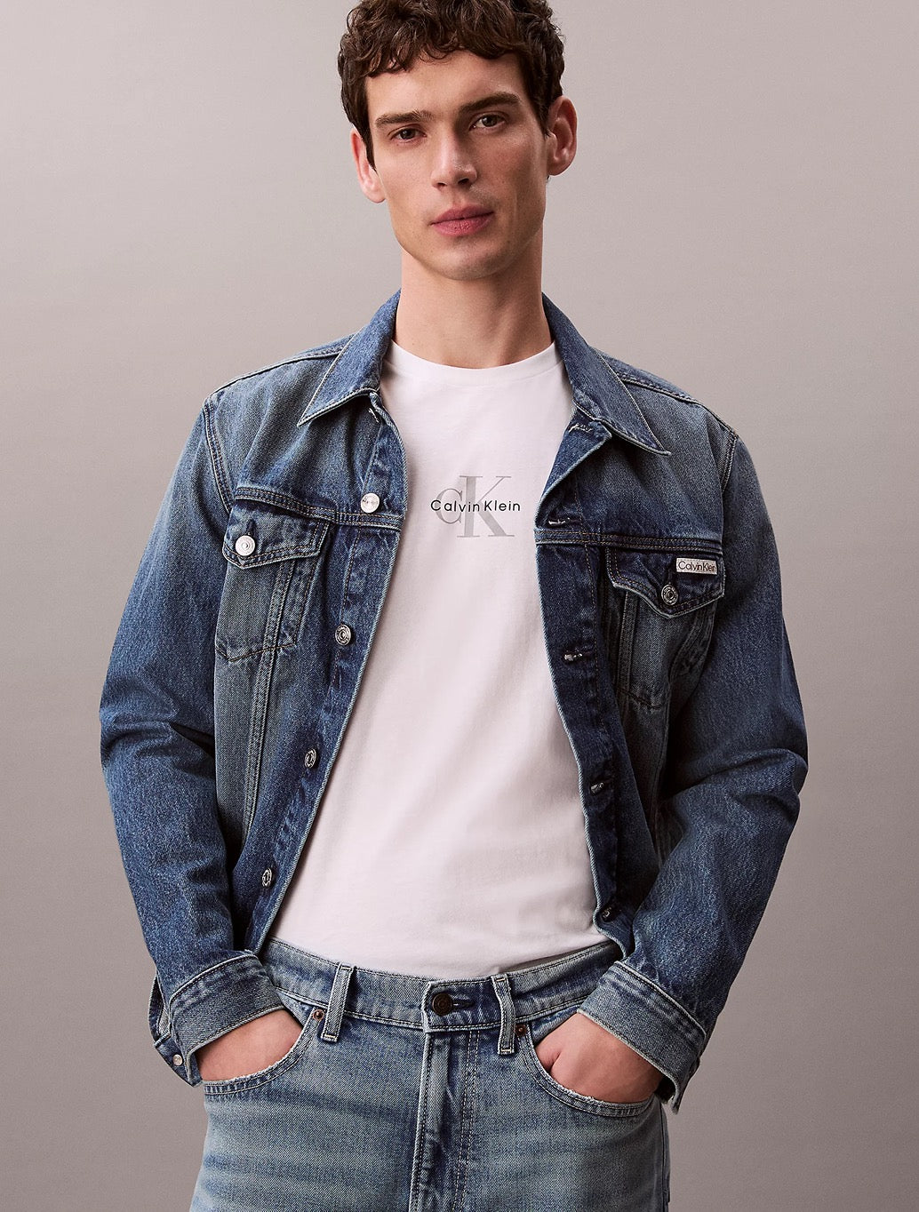 Calvin Klein - Monogram Logo T-Shirt - White