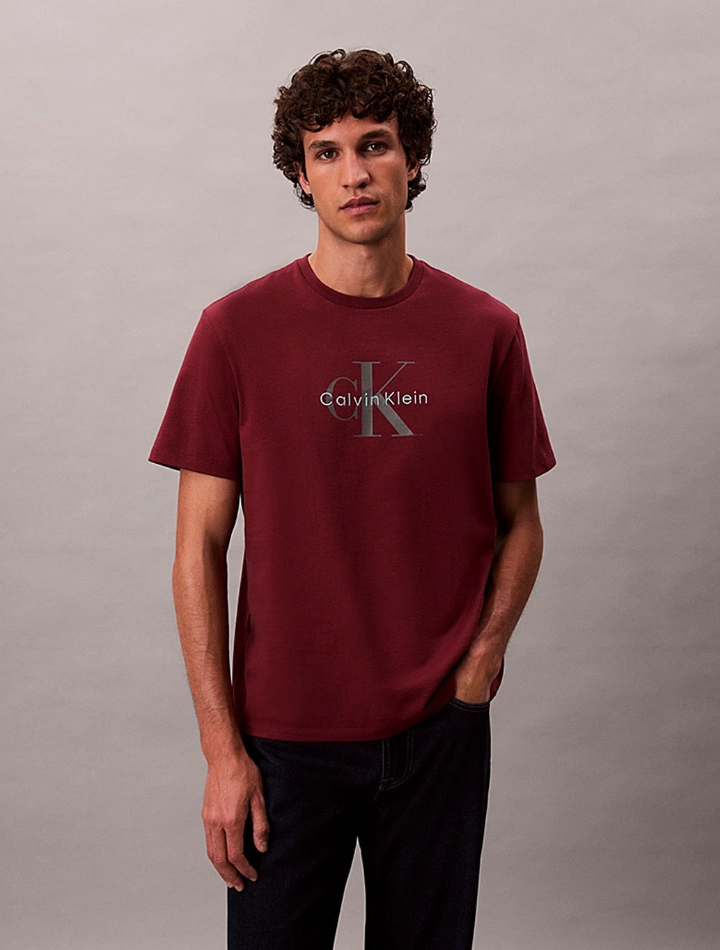 Calvin Klein - Monogram Logo Print T-Shirt - Burgundy