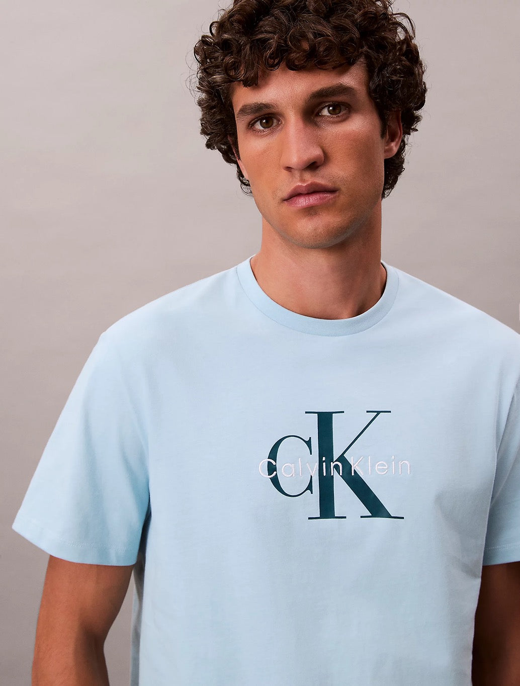 Calvin Klein - Monogram Logo Print T-Shirt - Sky