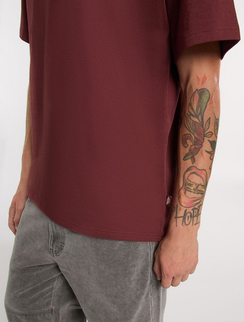 Dickies - Clancy Mid Weight T-Shirt - Burgundy
