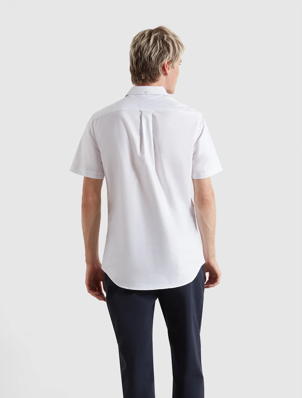 Farah Brewer Short Sleeve Oxford Shirt in White