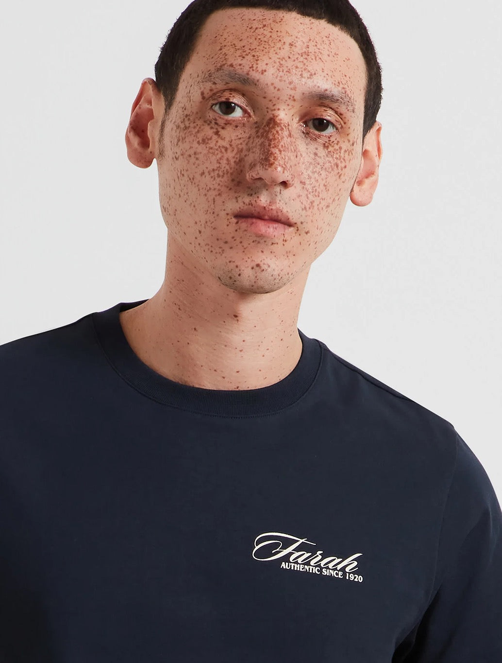 Farah - Byron Graphic T-Shirt - Navy