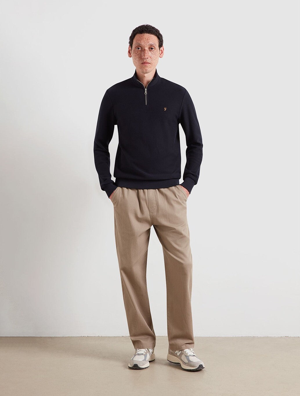 Farah Conrad Textured Quarter Zip Sweatshirt in True Navy