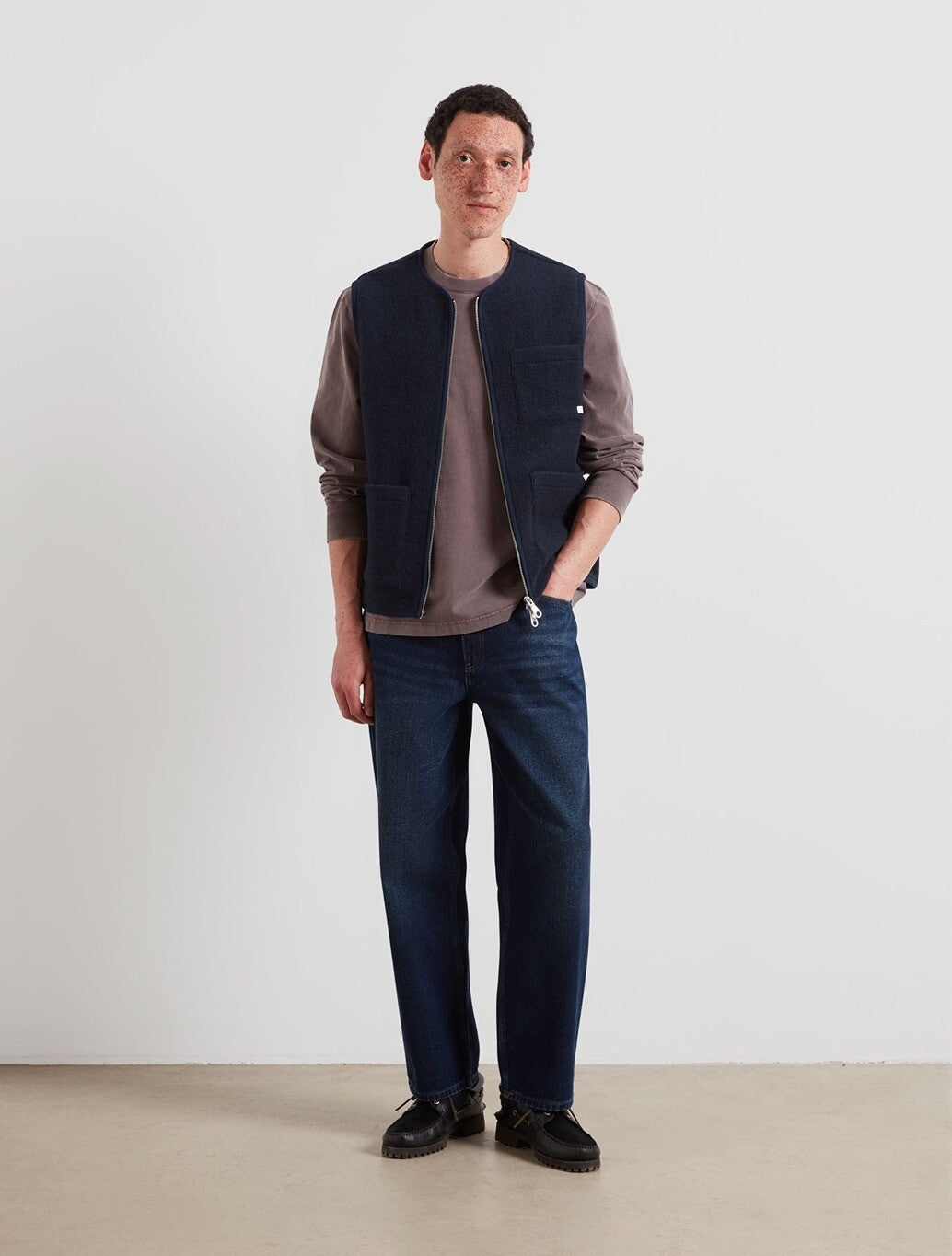 Farah Myles Wool Blend Gilet in True Navy