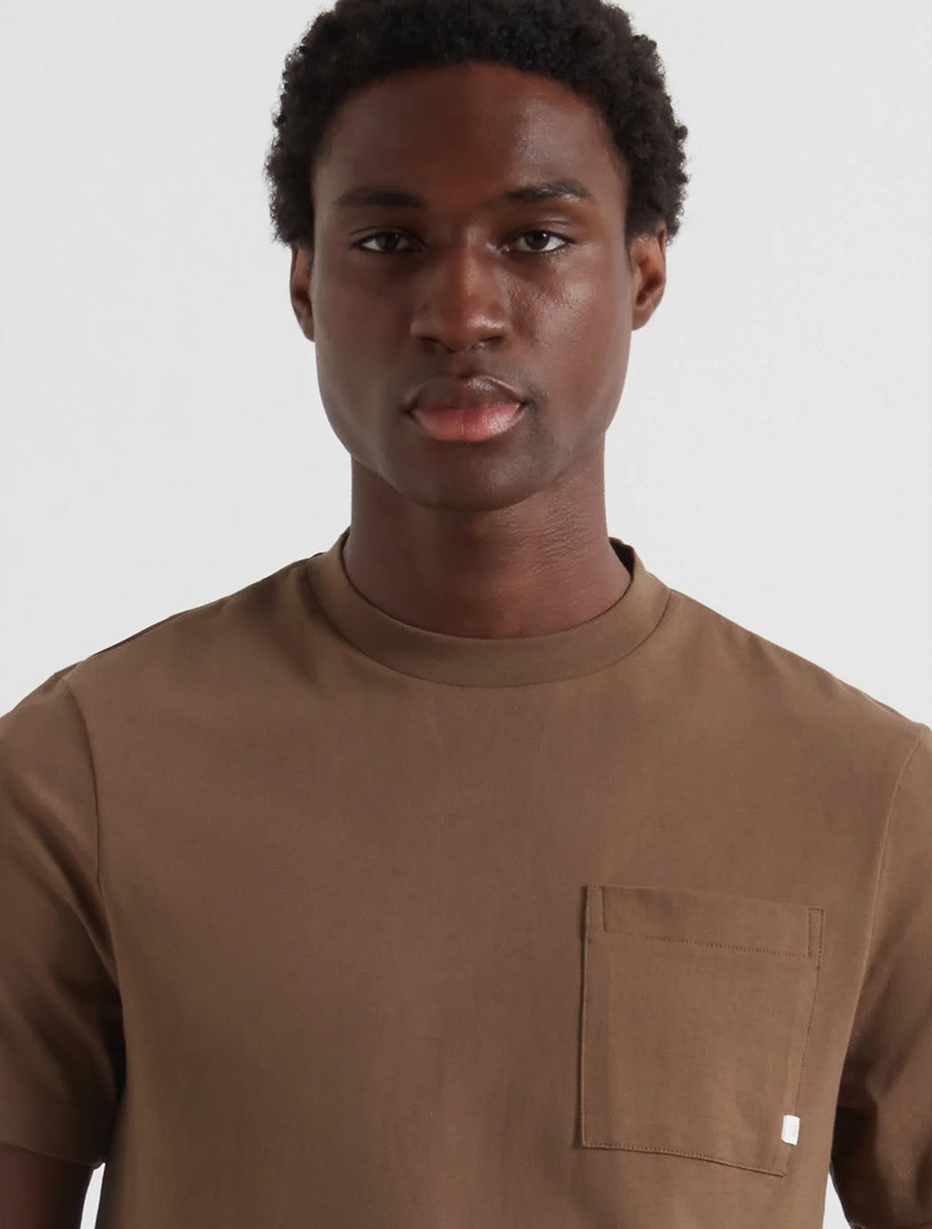 Farah - Stacy Pocket T-Shirt - Brown