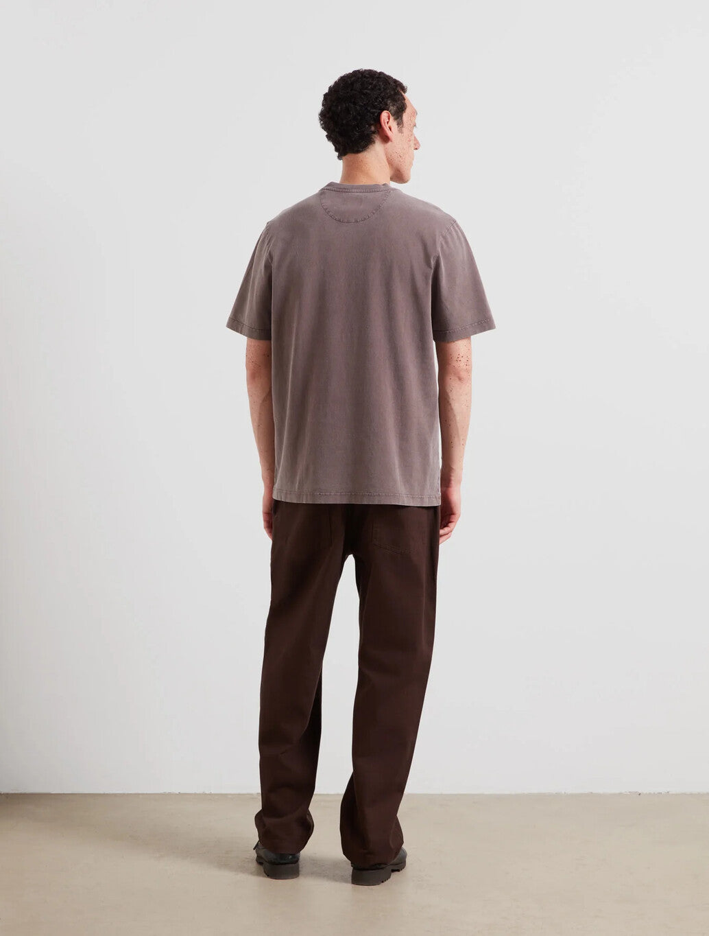 Farah Stacy Pocket T-Shirt in Brown