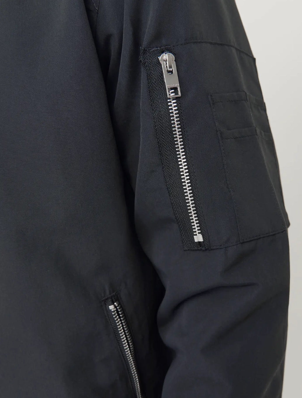 Jack & Jones - Rush Bomber Jacket - Black