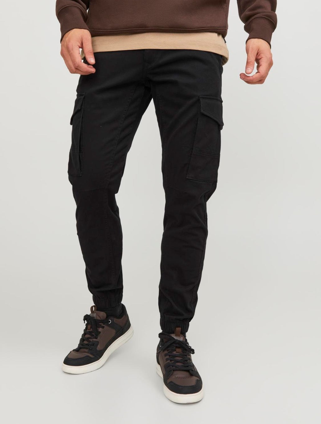 Jack & Jones - Slim Fit Cargo Trousers - Black