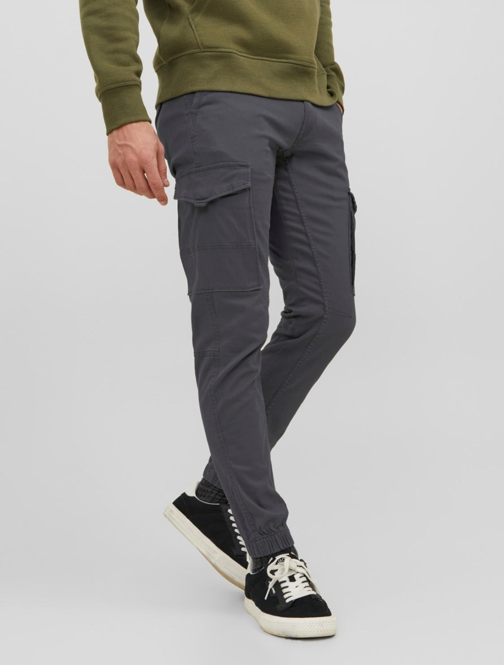 Jack & Jones - Slim Fit Cargo Trousers - Charcoal