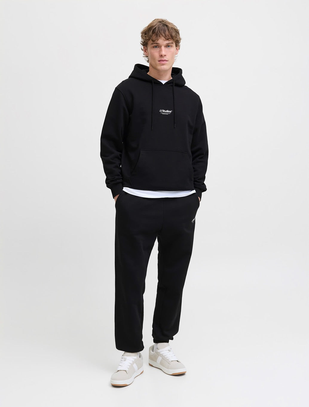 Jack & Jones Relaxed Fit Joggers in Black