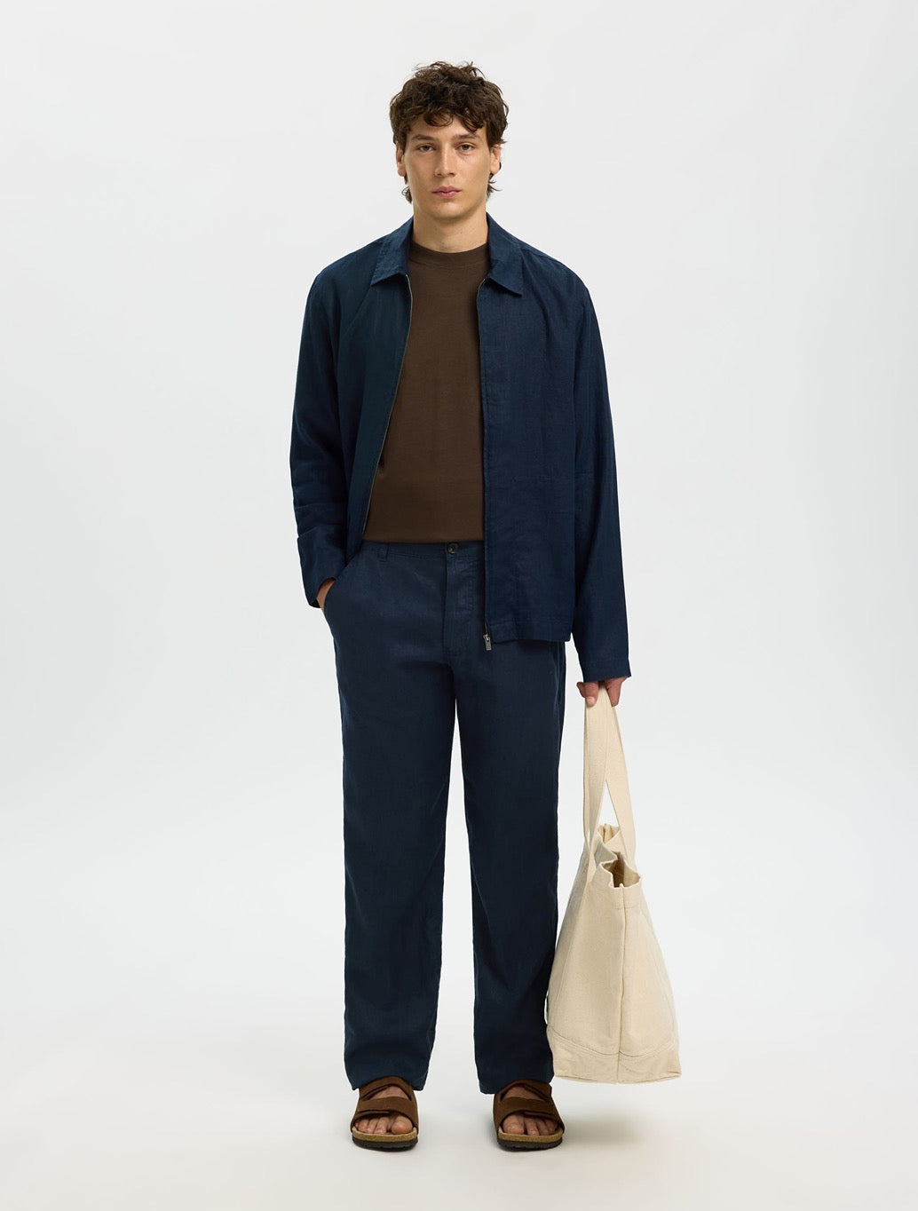 Selected Jeremy Linen Trousers in Navy