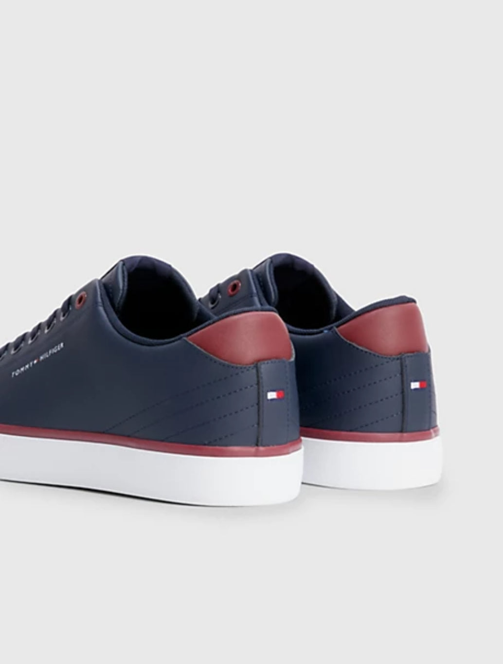 Tommy Hilfiger - Leather Contrast Detail Trainers - Navy