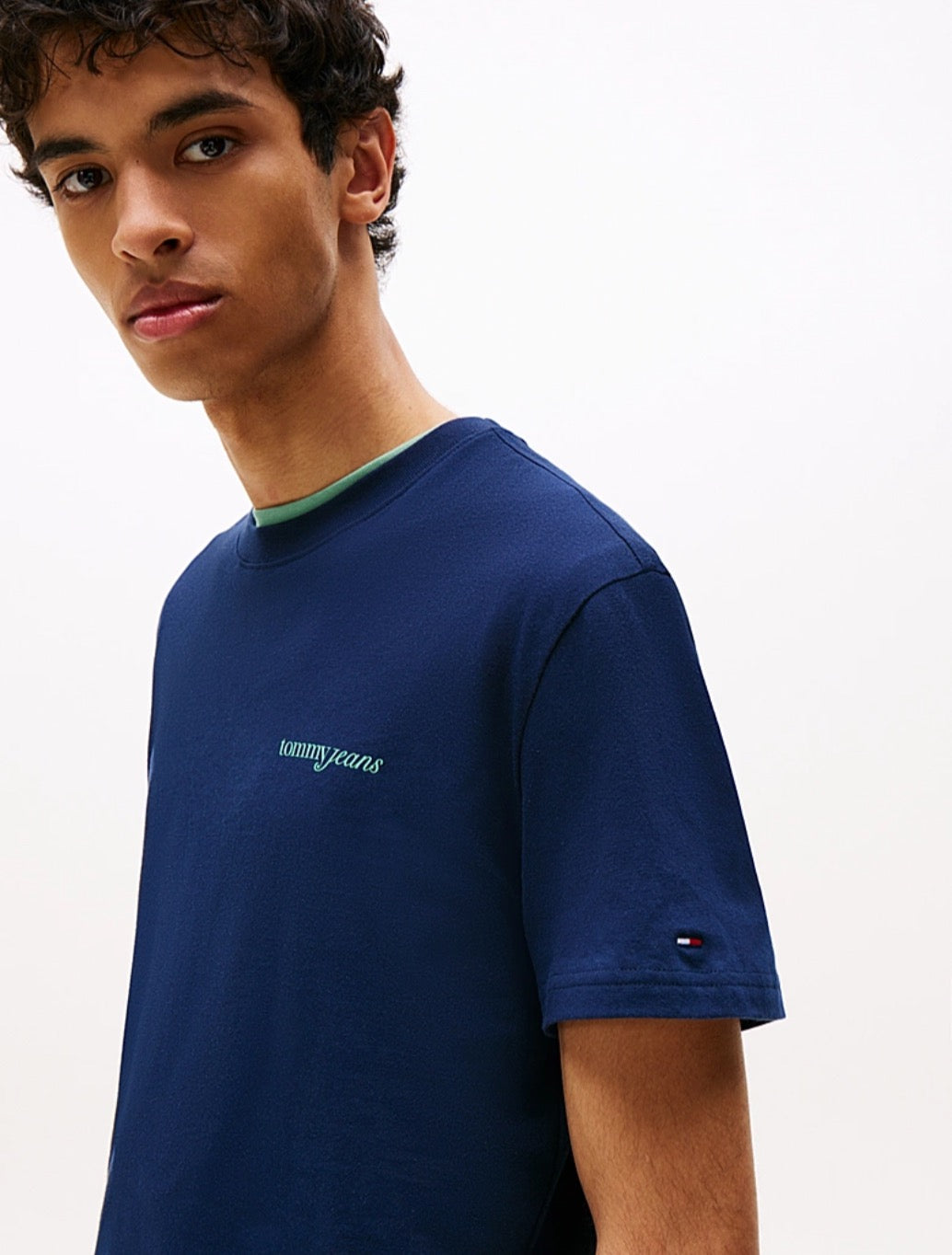 Tommy Jeans - Back Graphic Logo Crew Neck T-Shirt - Navy