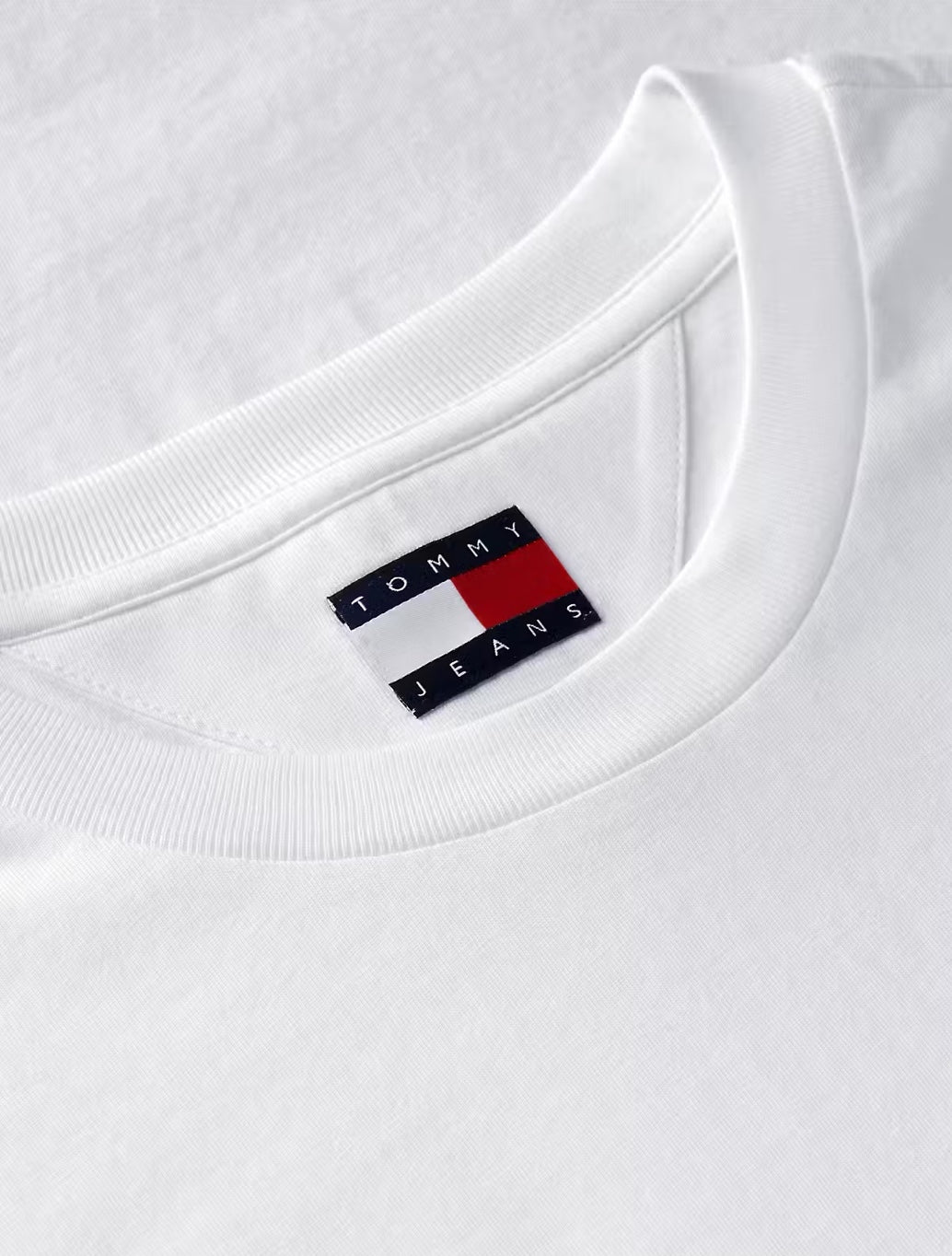 Tommy Jeans DNA Play Slim Fit T-Shirt in Ecru