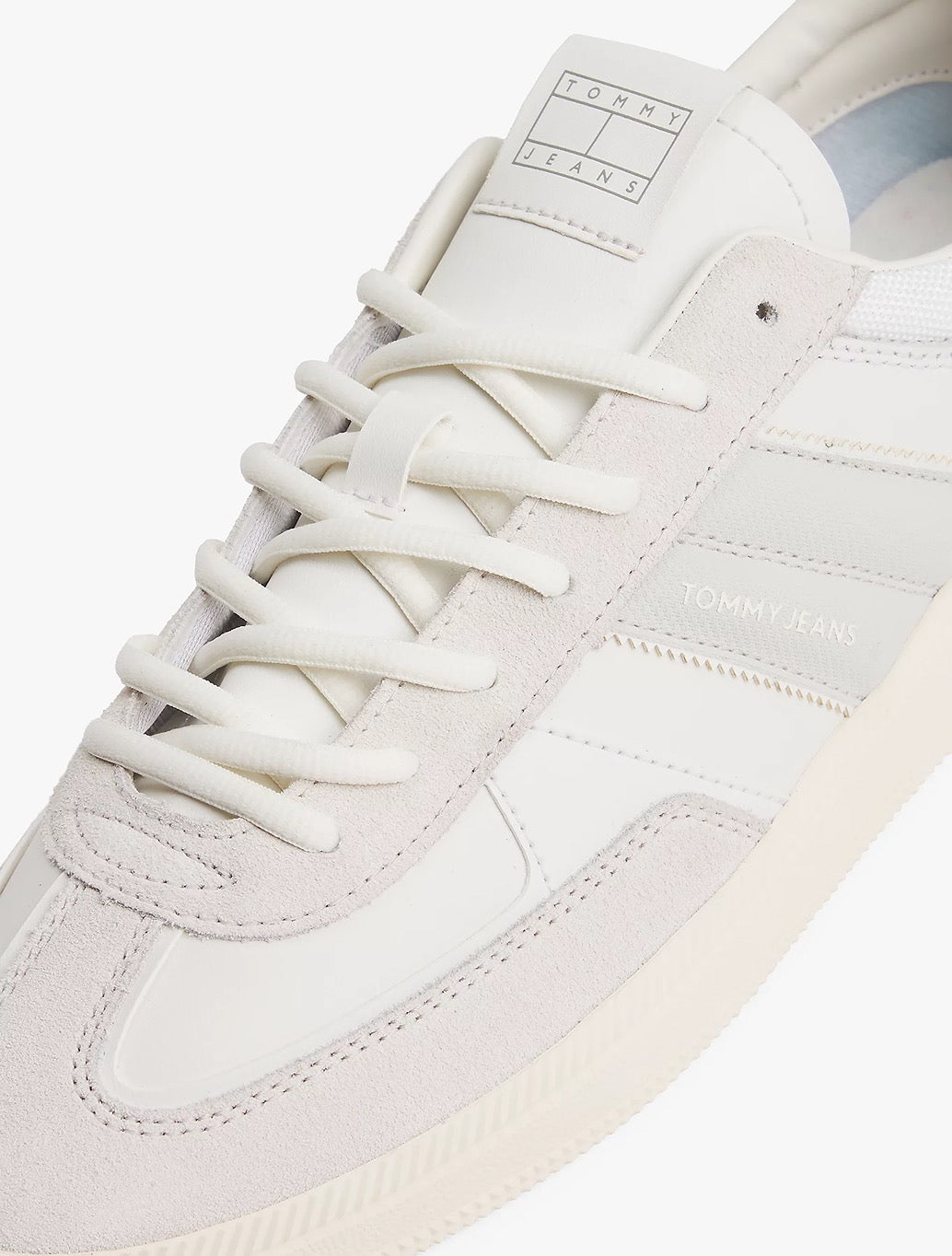 Tommy Jeans - Greenwich Tonal Logo Suede Trainers - Ecru