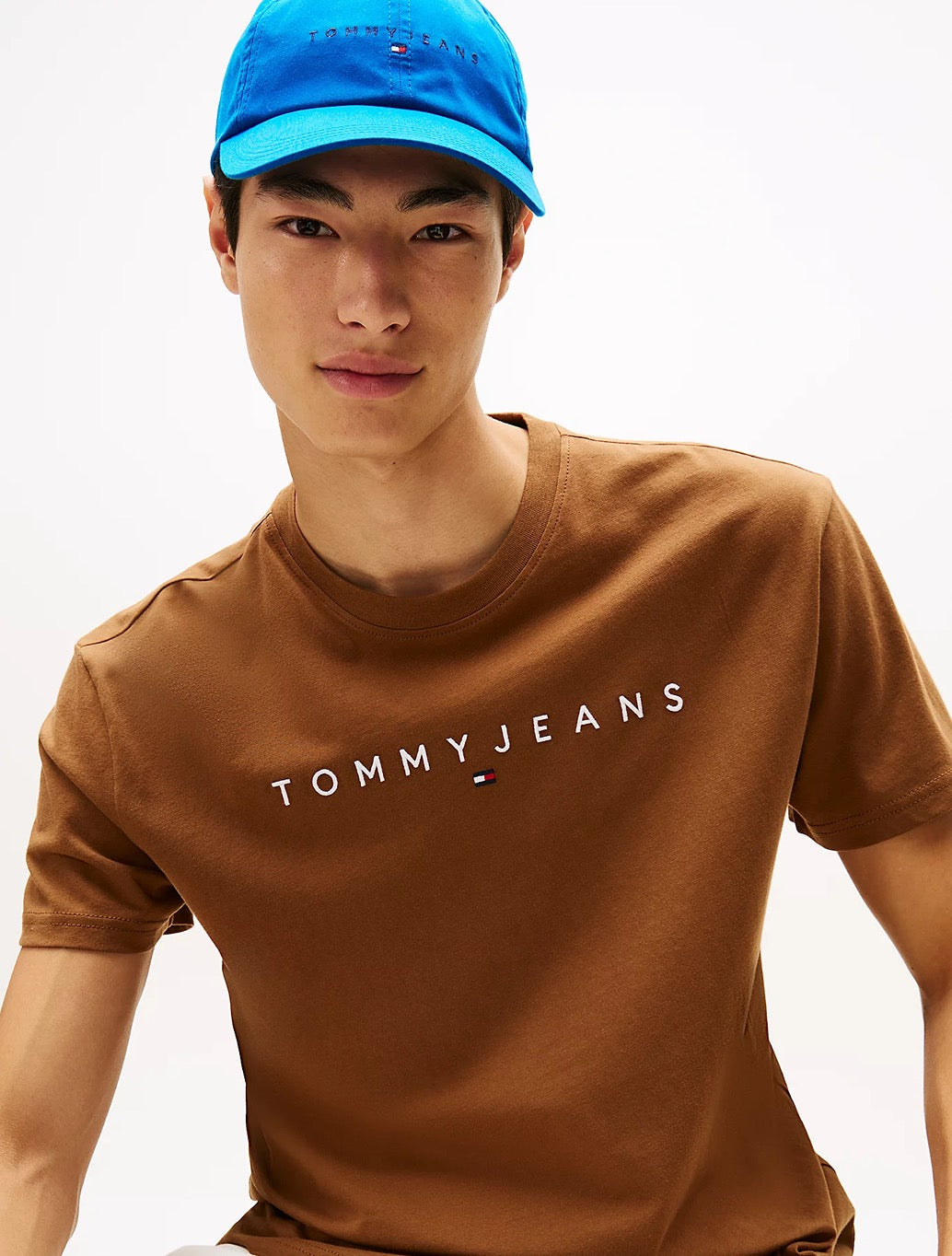 Tommy Jeans - Linear Logo Embroidery T-Shirt - Brown