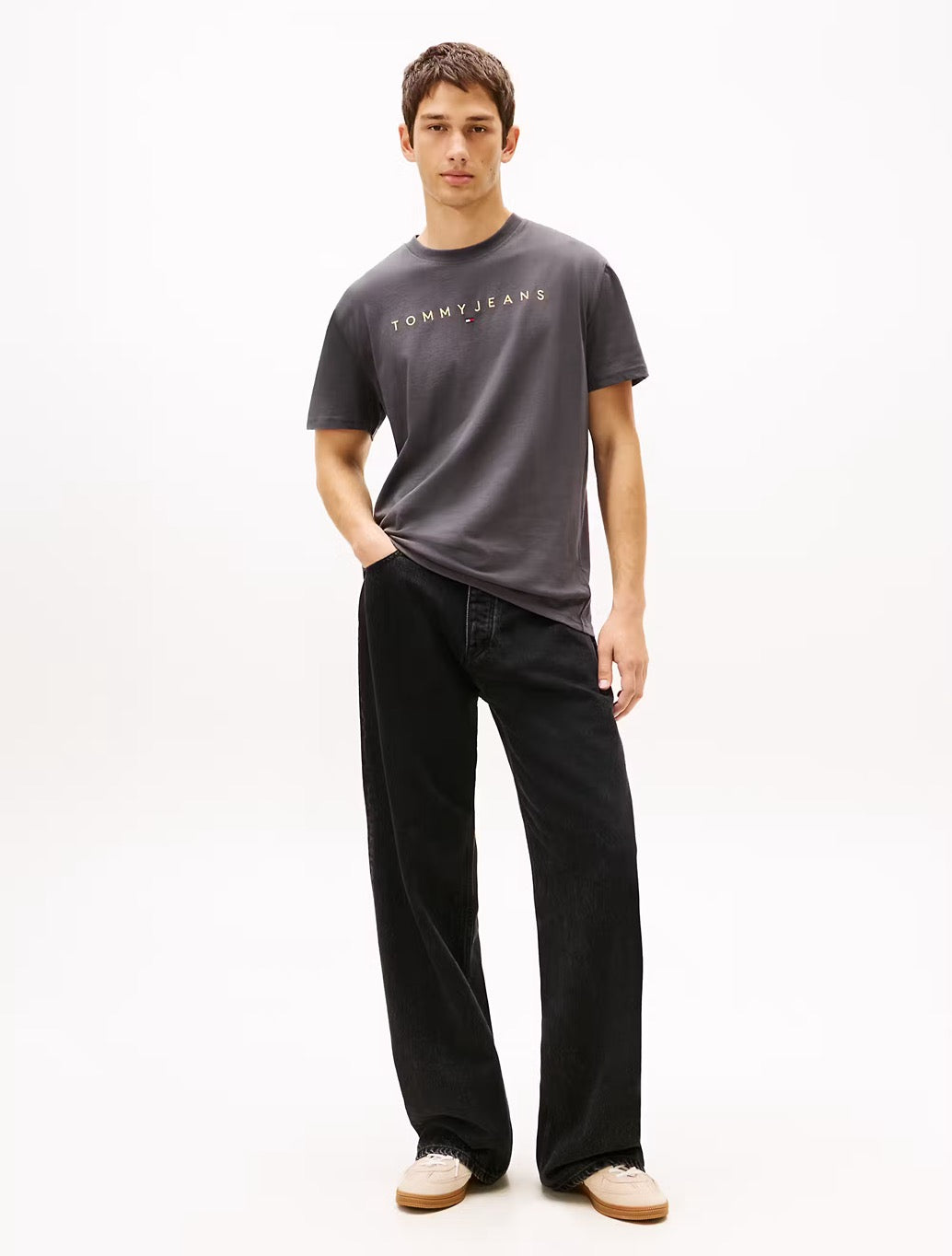 Tommy Jeans - Linear Logo Embroidery T-Shirt - Dark Grey