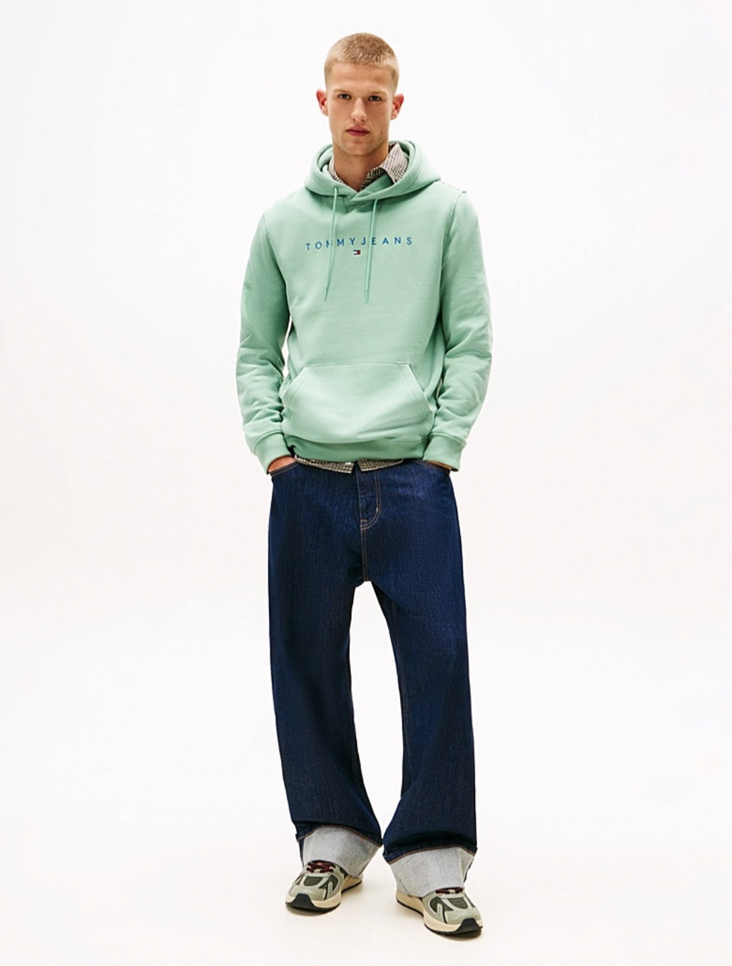 Tommy Jeans - Linear Logo Embroidery Kangaroo Pocket Hoody - Mint Green