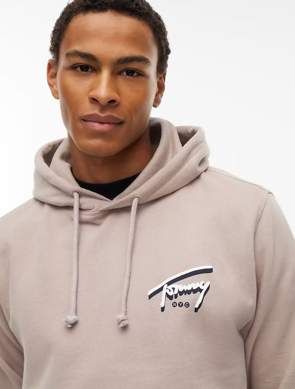 Tommy Jeans NYC Signature Hoodie in Light Brown