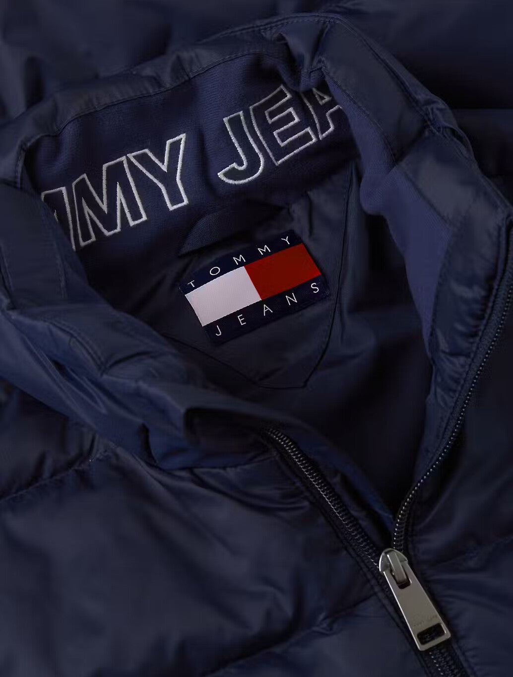 Tommy Jeans Packable Lightweight Down Gilet in Dark Blue