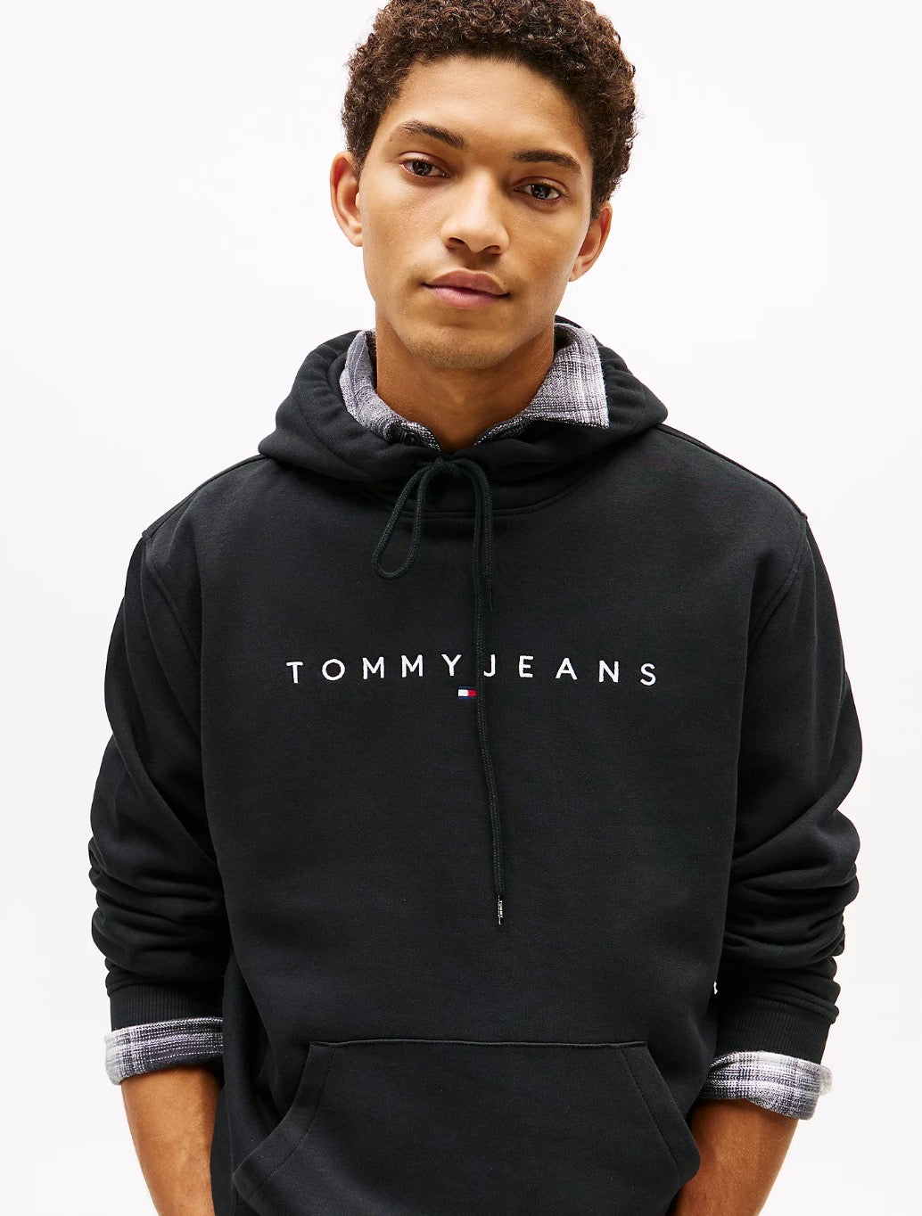 Tommy Jeans - Linear Logo Embroidery Kangaroo Pocket Hoody - Black