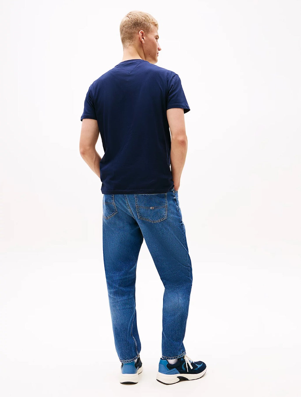 Tommy Jeans - Regular Linear Logo T-Shirt - Navy