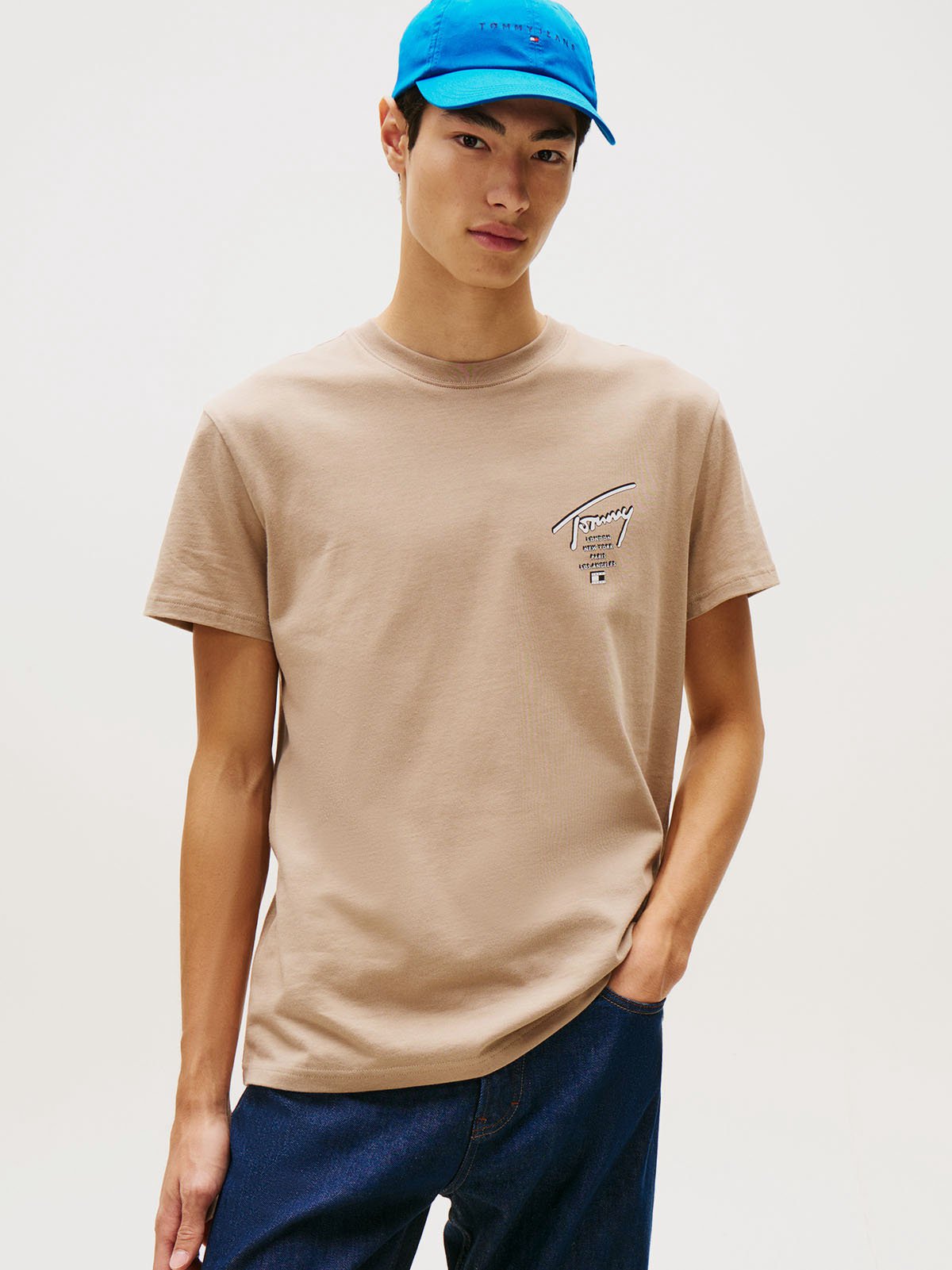 Tommy Jeans - Signature Back Logo Jersey T-Shirt - Light Brown