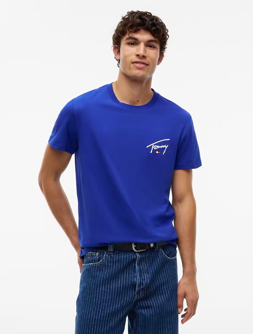 Tommy Jeans Signature Chest T-Shirt in Dark Blue