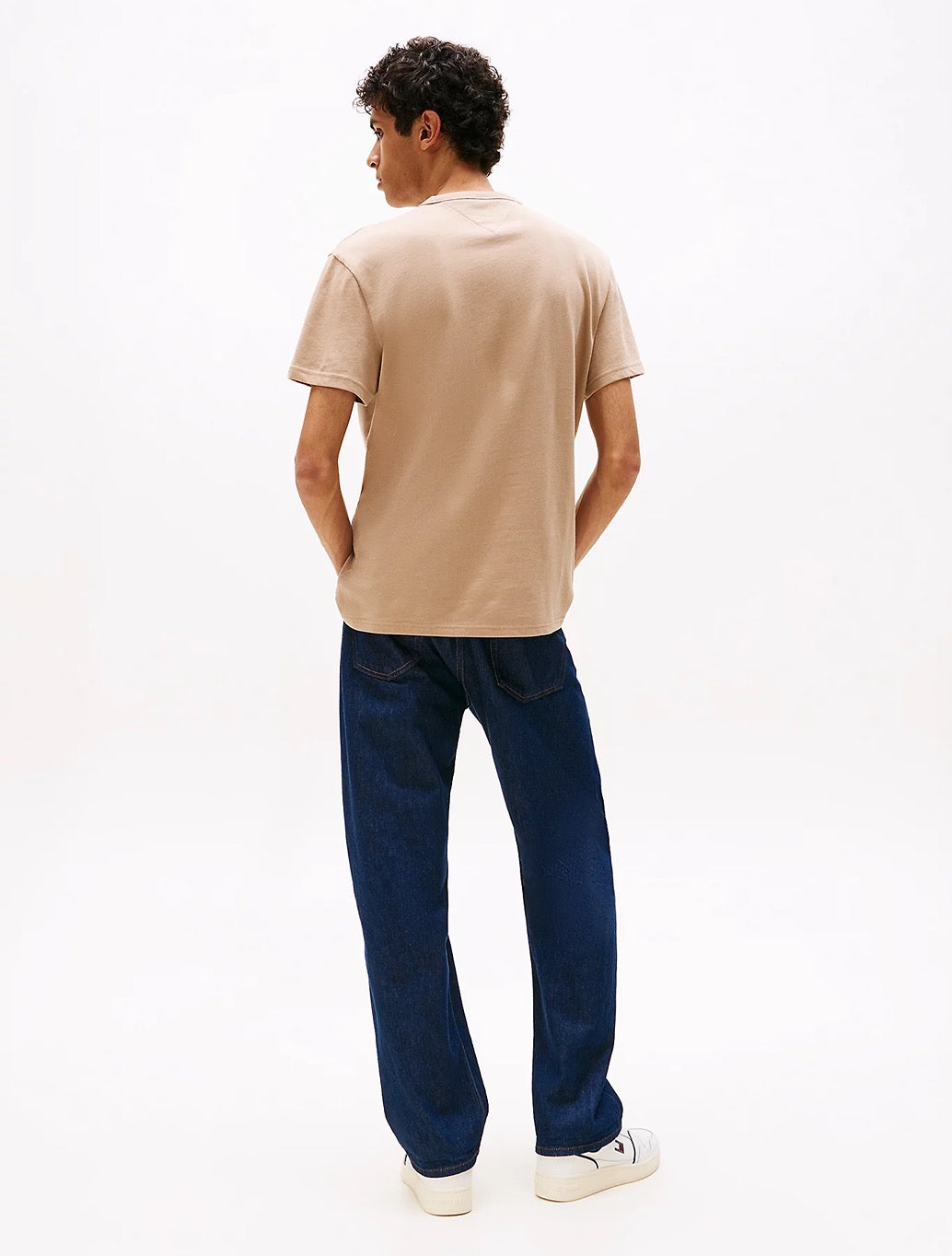 Tommy Jeans - Tonal Tommy Badge Crew Neck T-Shirt - Light Brown