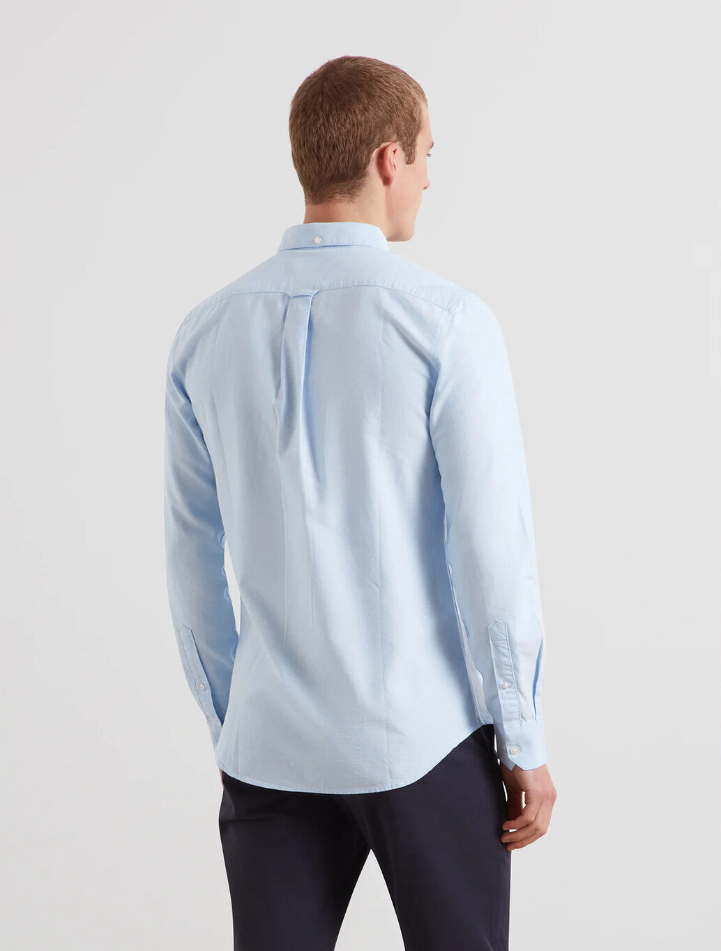 Farah  Brewer Slim Fit Organic Cotton Oxford Shirt in Sky Blue