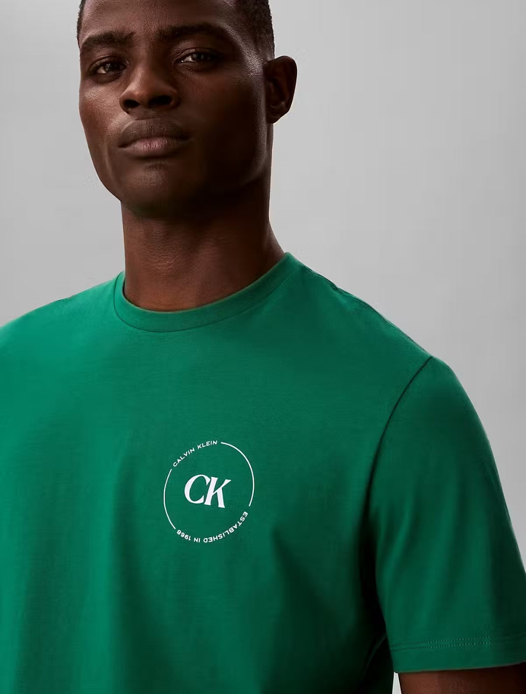 Calvin Klein - Circle Graphic T-Shirt - Green