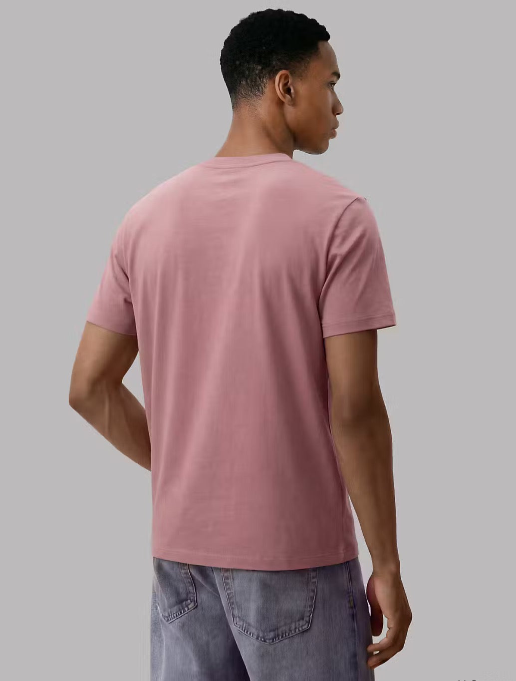 Calvin Klein Micro Logo T-Shirt in Pink