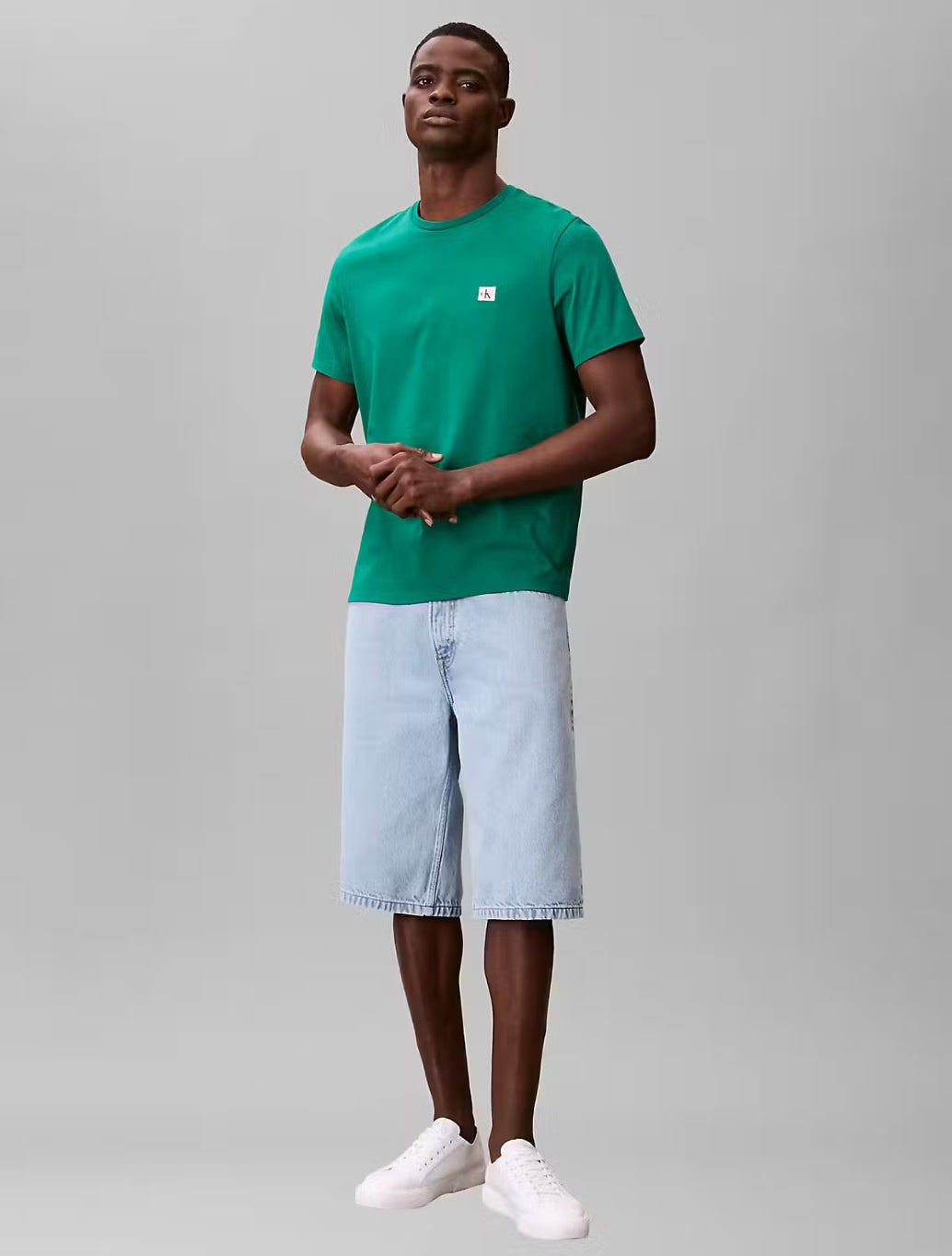 Calvin Klein Monogram Badge T-Shirt - Green