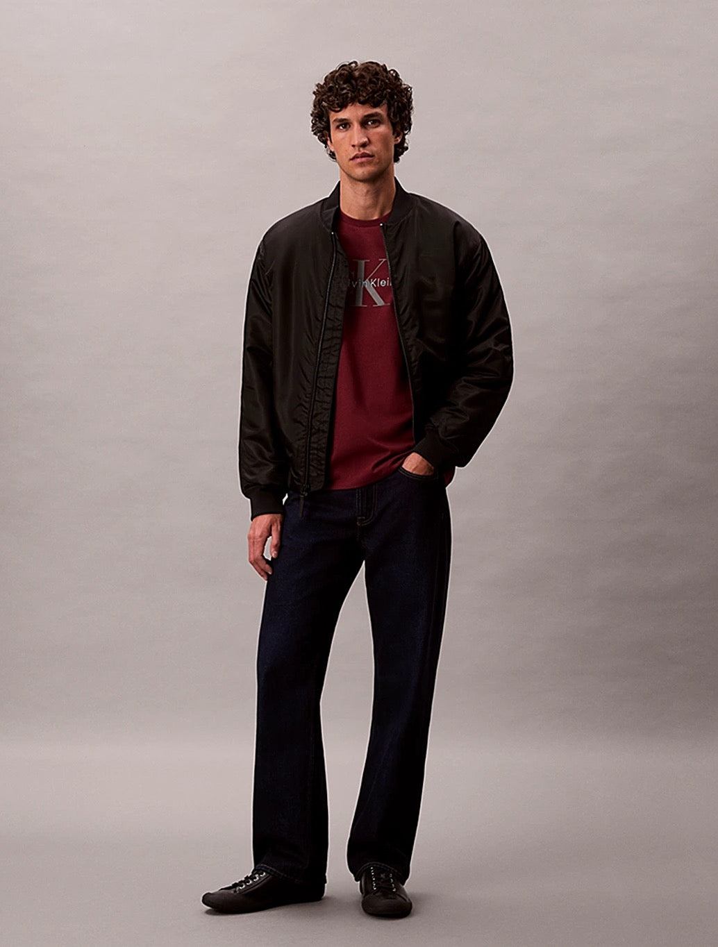 Calvin Klein - Monogram Logo Print T-Shirt - Burgundy