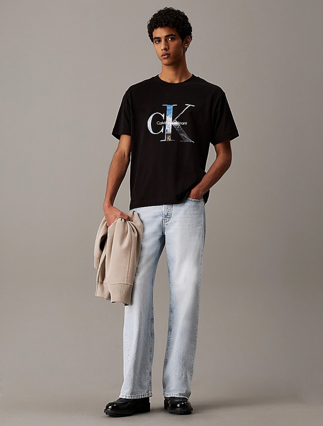 Calvin Klein - Monogram Photo Print T-Shirt - Black