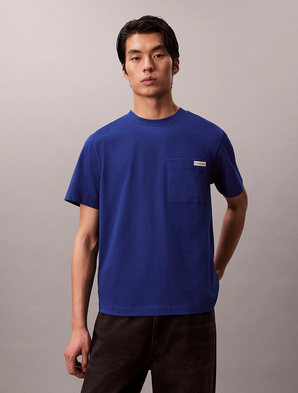 Calvin Klein Pocket Logo T-Shirt in Dark Blue