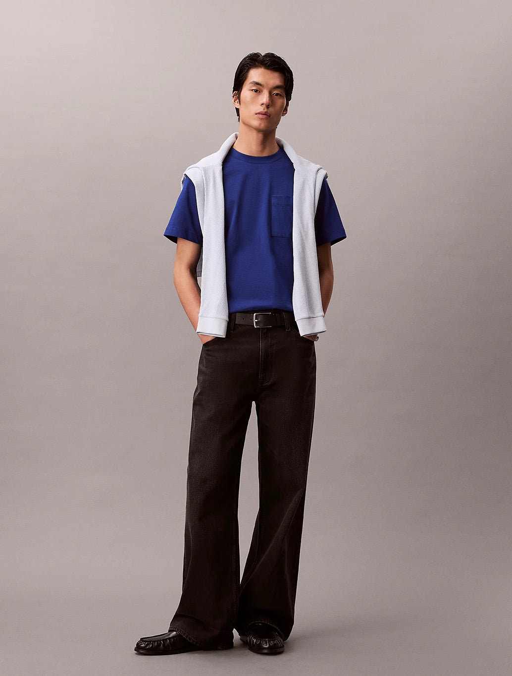 Calvin Klein Pocket Logo T-Shirt in Dark Blue