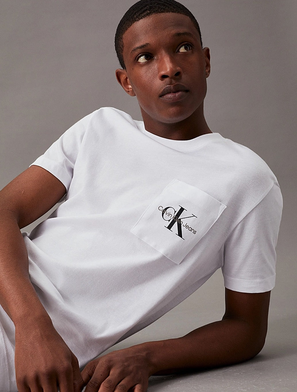 Calvin Klein - Slim Monogram Pocket T-Shirt - White
