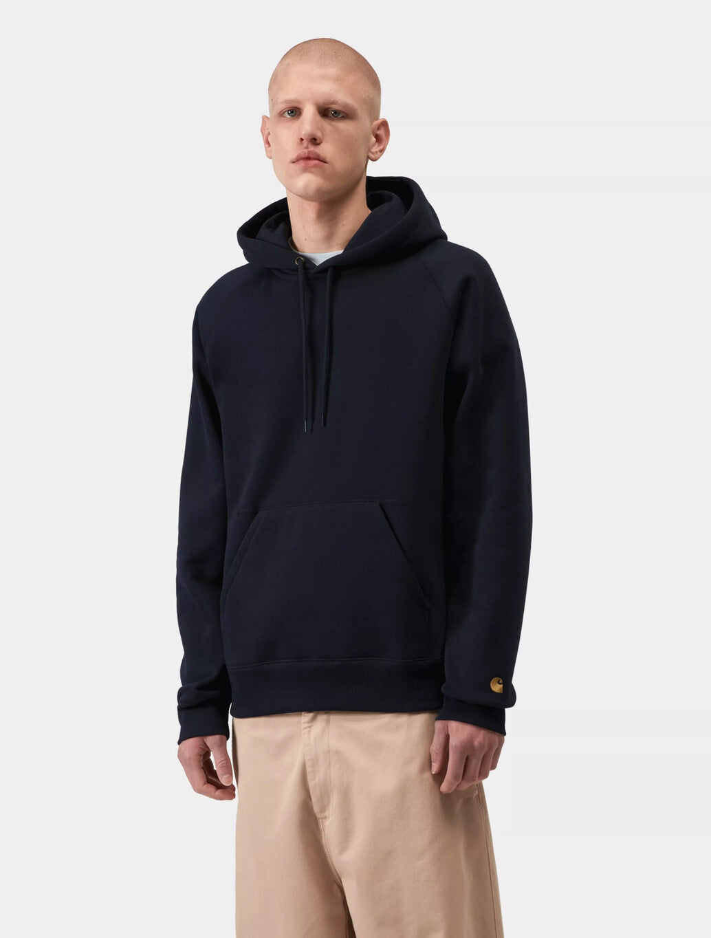 Carhartt WIP Hooded Chase Sweatshirt in Dark Navy / Gold