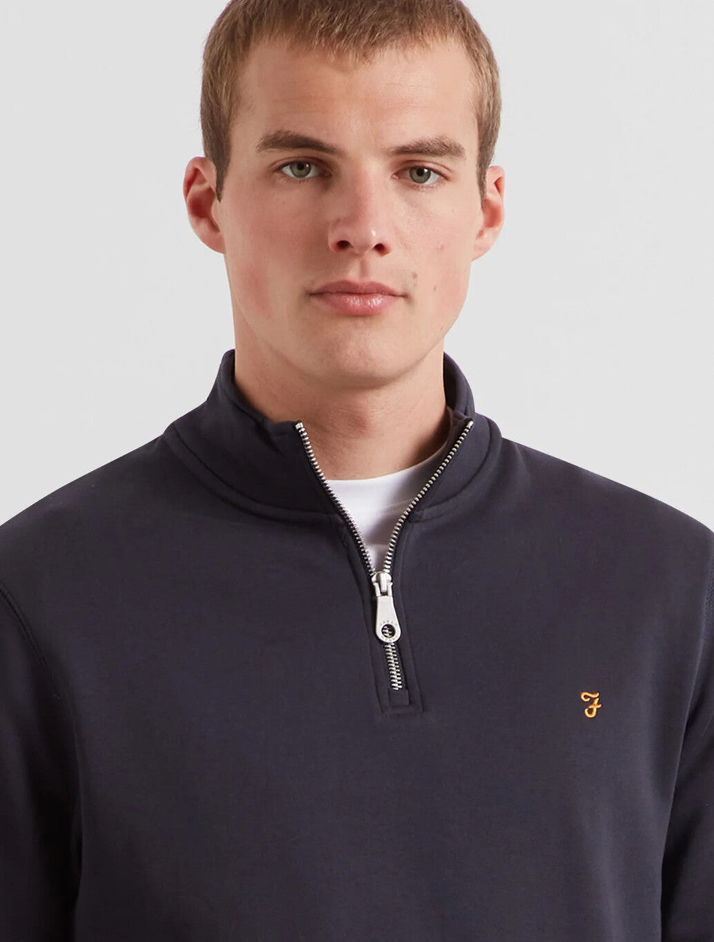 Farah Arnold Quarter Zip Sweatshirt in Navy