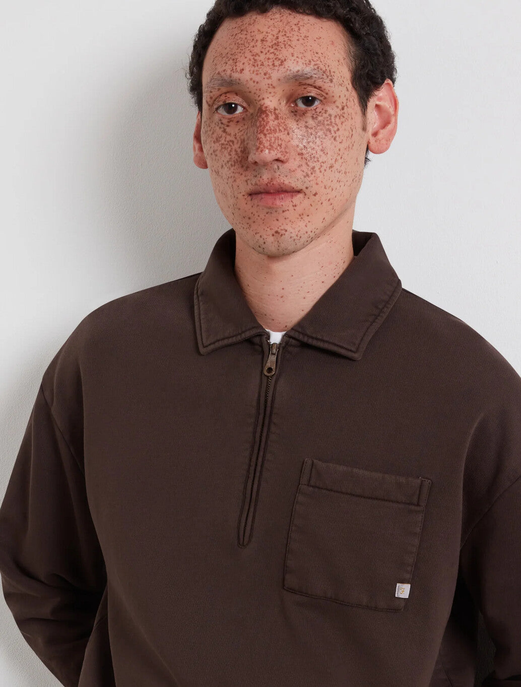 Farah Bellvue Quarter Zip Sweatshirt in Dark Brown