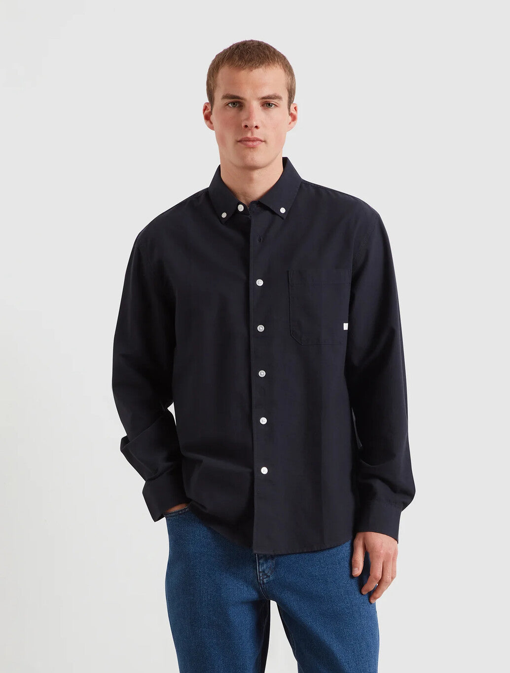 Farah Brewer Box Fit Oxford Shirt in Navy