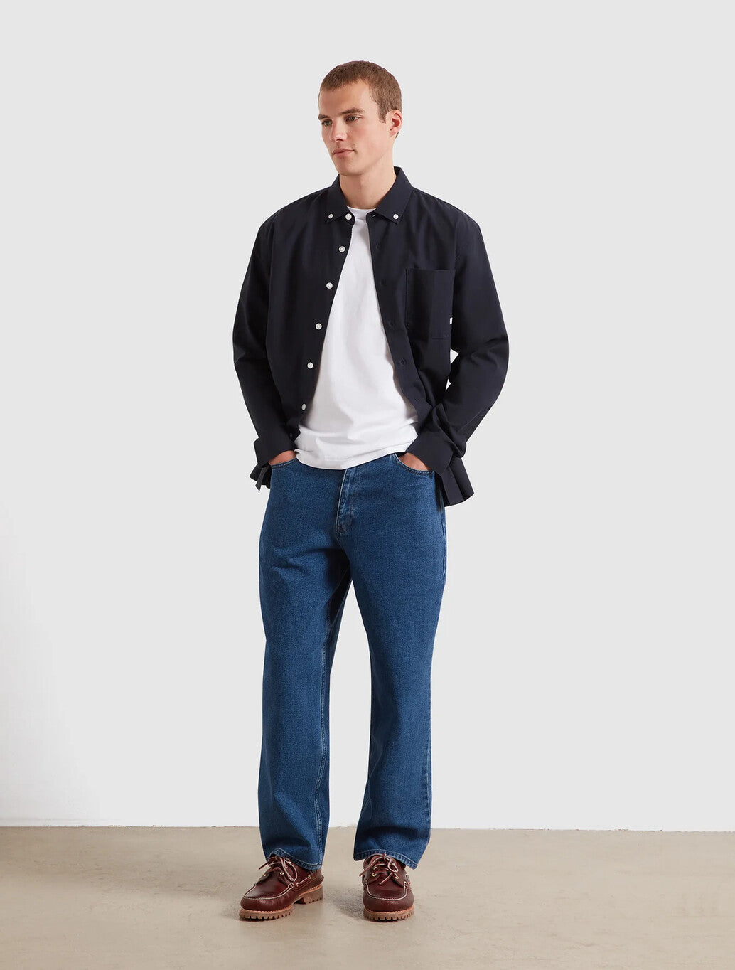 Farah Brewer Box Fit Oxford Shirt in Navy