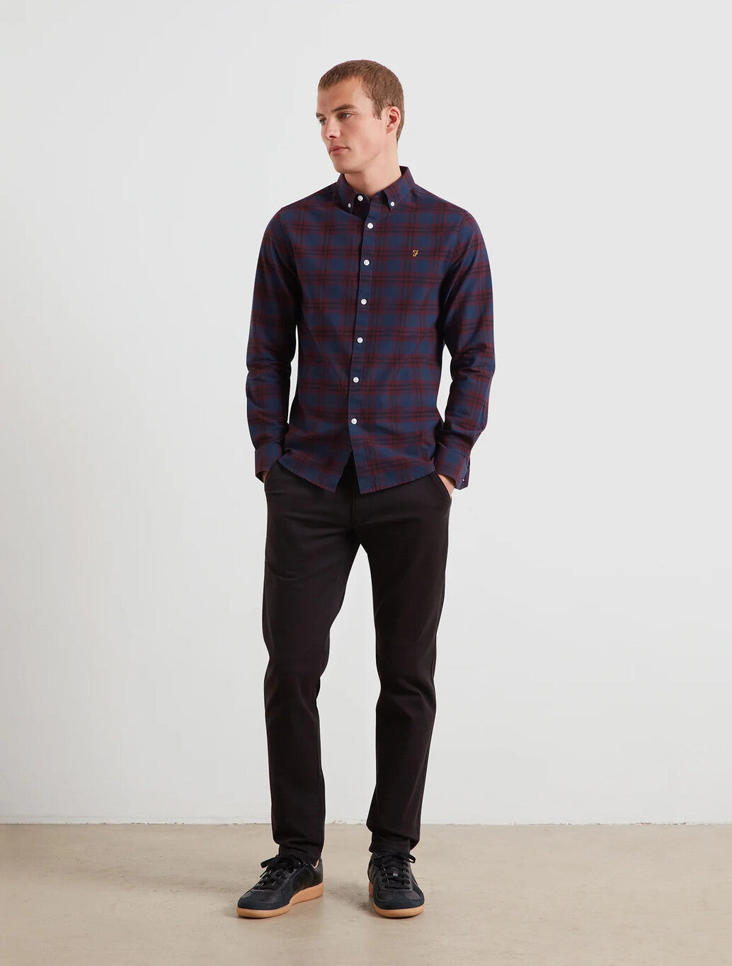 Farah Brewer Slim Fit Check Oxford Shirt in Bordeaux