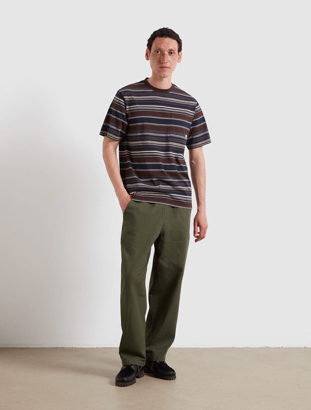 Farah Griffin Stripe T-Shirt in Dark Brown