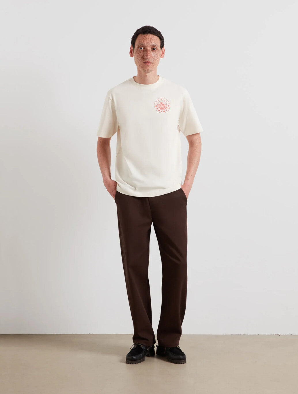 Farah Haise Graphic T-Shirt in Ecru