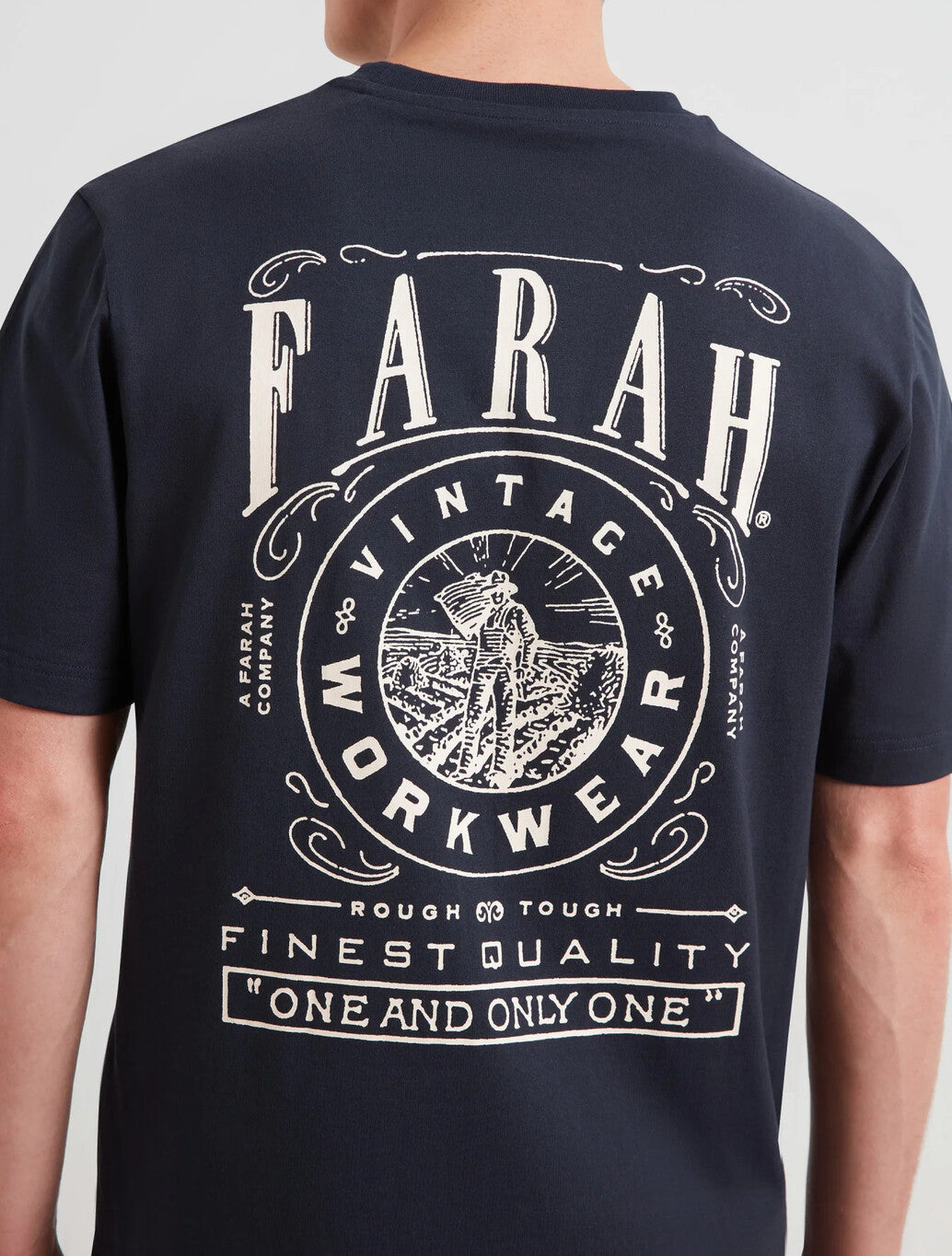 Farah Haise Graphic T-Shirt in Navy