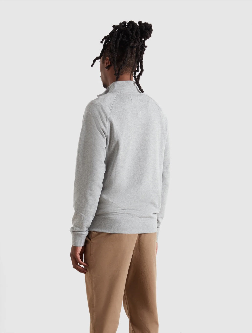 Farah Jim Organic Cotton Quarter Zip Sweatshirt in Light Grey