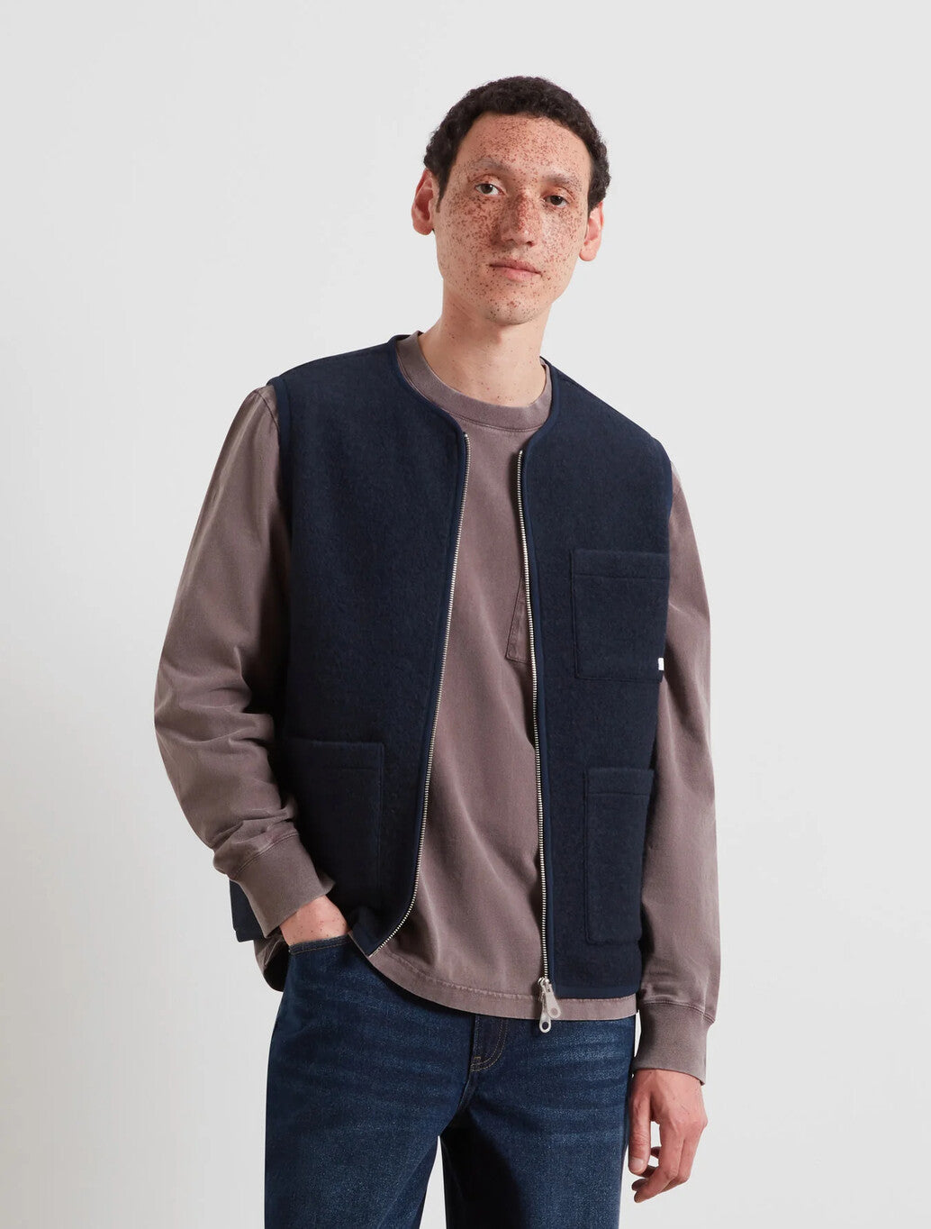 Farah Myles Wool Blend Gilet in True Navy