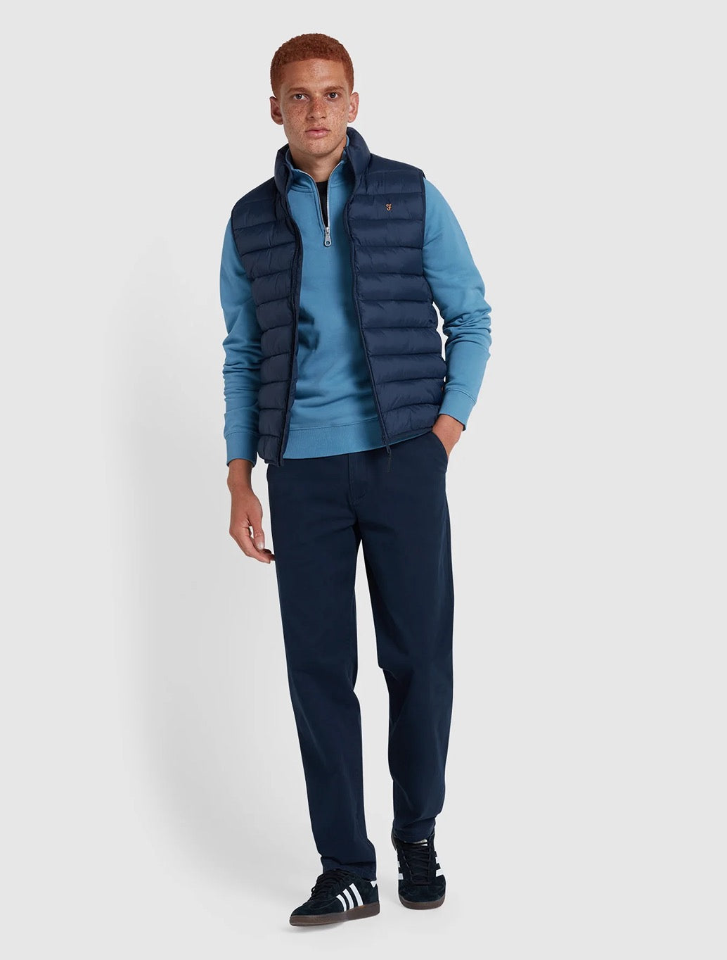 Farah - Norwood Regular Fit Chinos- Navy